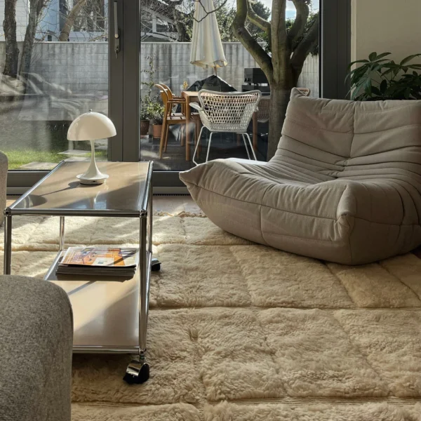 Beni Mrirt Lines. Grafisch. Sanft. Einzigartig