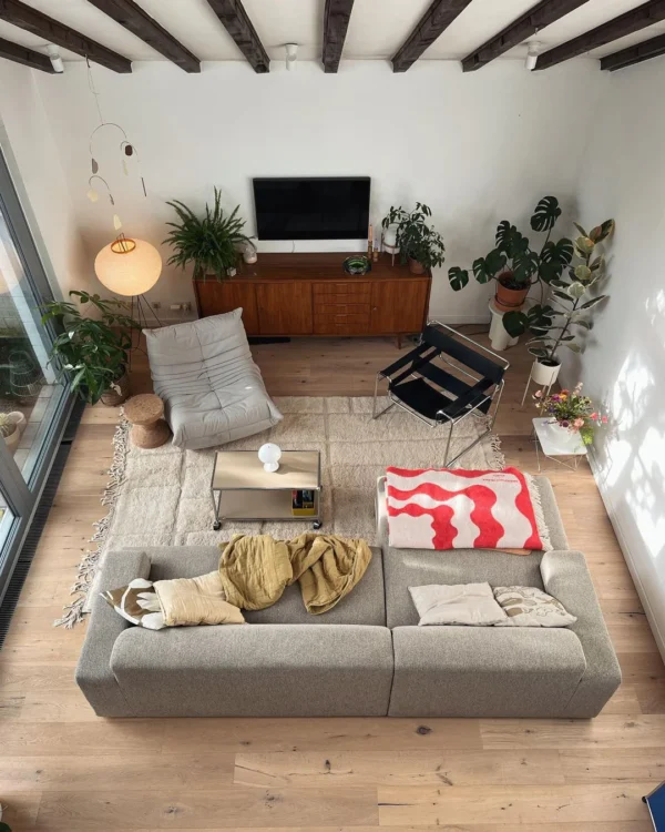 Beni Mrirt Lines. Grafisch. Sanft. Einzigartig