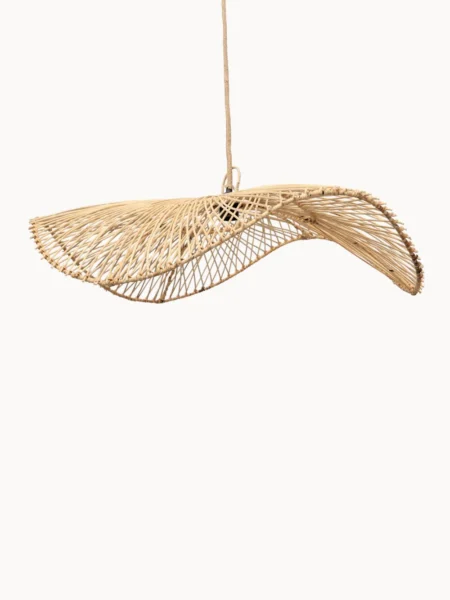 Chapeau Pendant L – Handgeflochtene Rattan-Hängeleuchte in Hutform