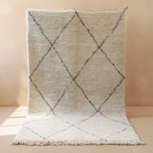 Beni Mrirt Tiled Berberteppich – Barfußglück. Handgemacht. Zeitlos