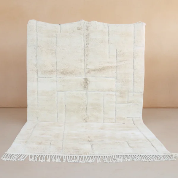 Beni Mrirt Lines. Grafisch. Sanft. Einzigartig